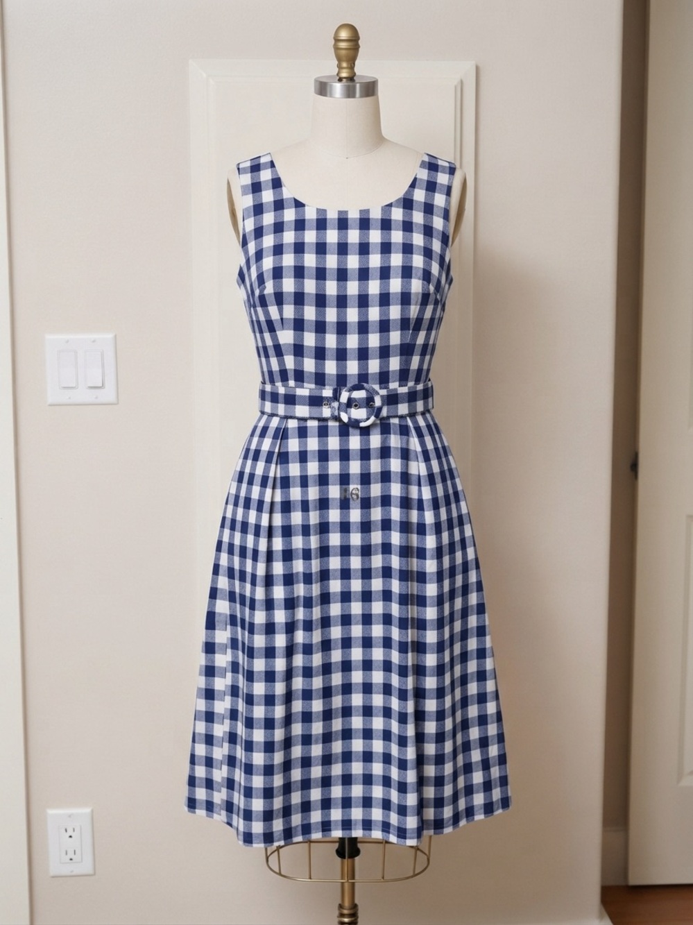 Donna Ricco Blue and White Gingham Belted Sleeveless Dress